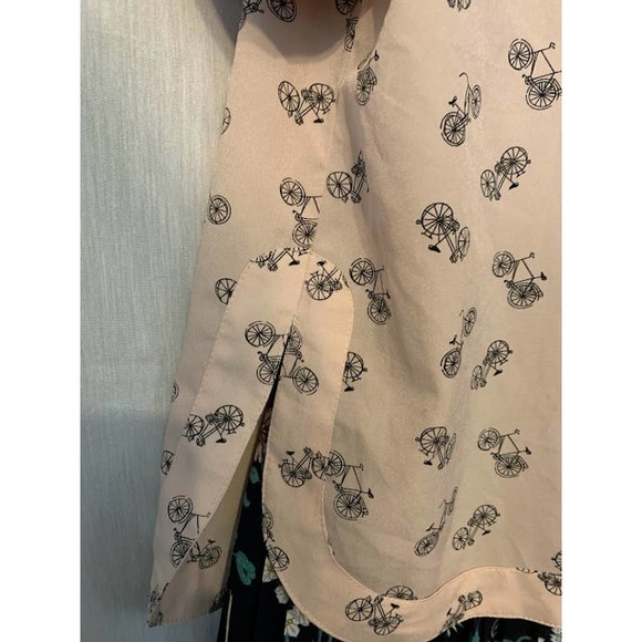 Paraphrase top size medium bicycle print short sleeve pale pink - Picture 5 of 9